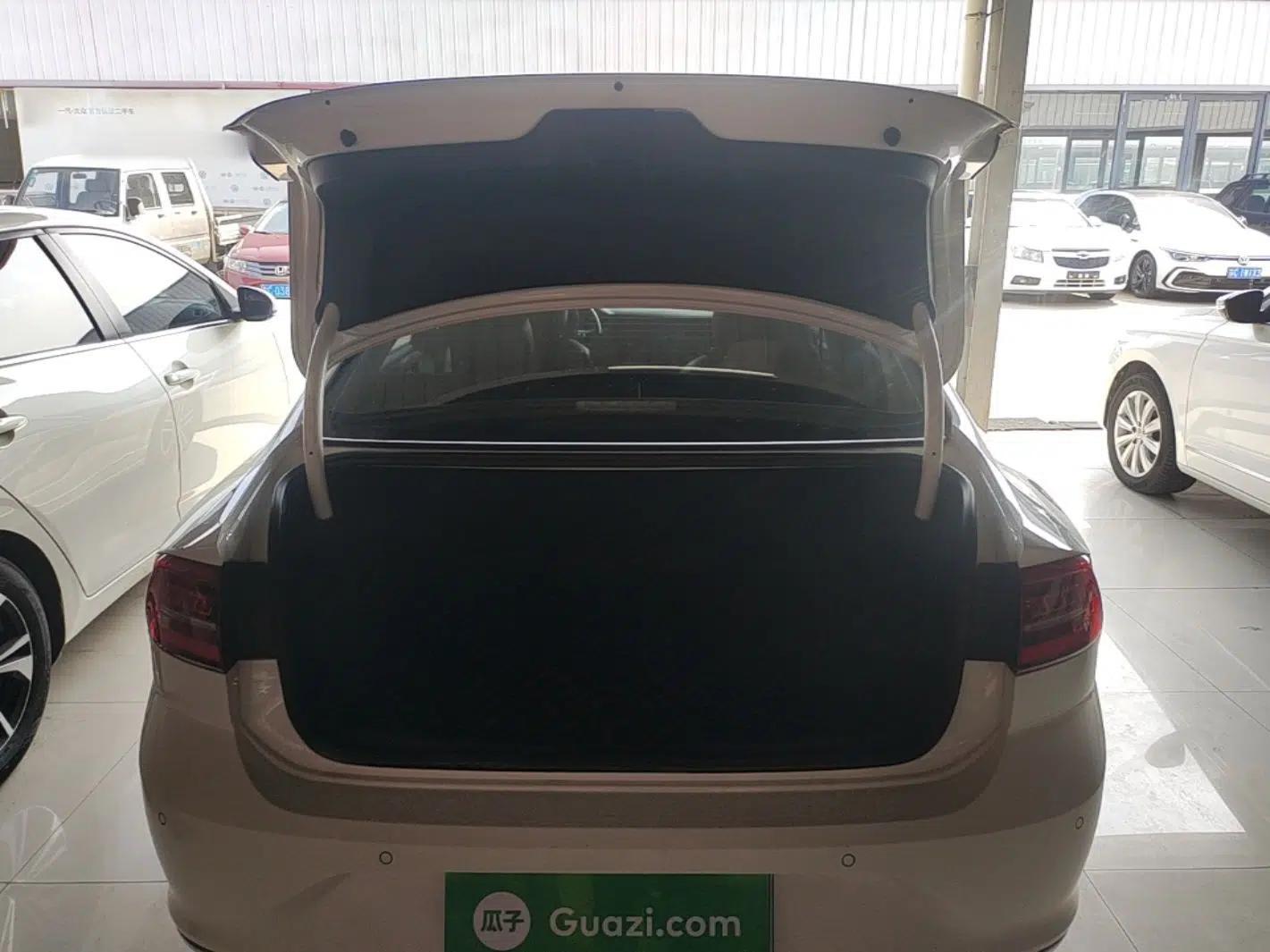 Volkswagen Lamando 2019 280TSI DSG Comfort Edition China VI standard — миниатюра 22