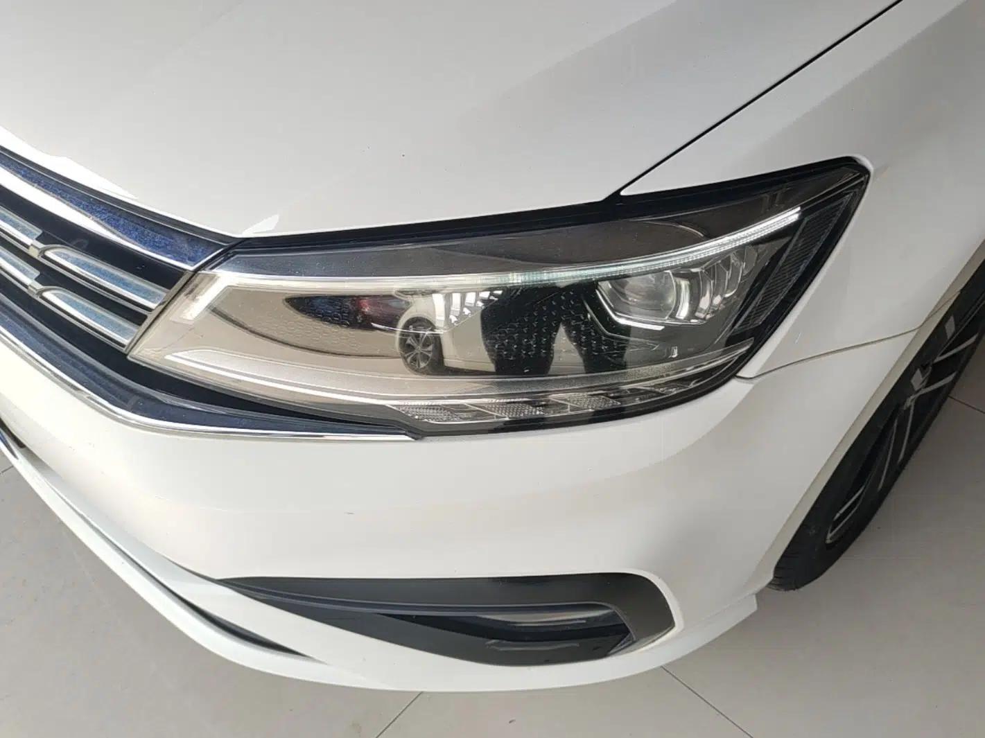 Volkswagen Lamando 2019 280TSI DSG Comfort Edition China VI standard — миниатюра 8