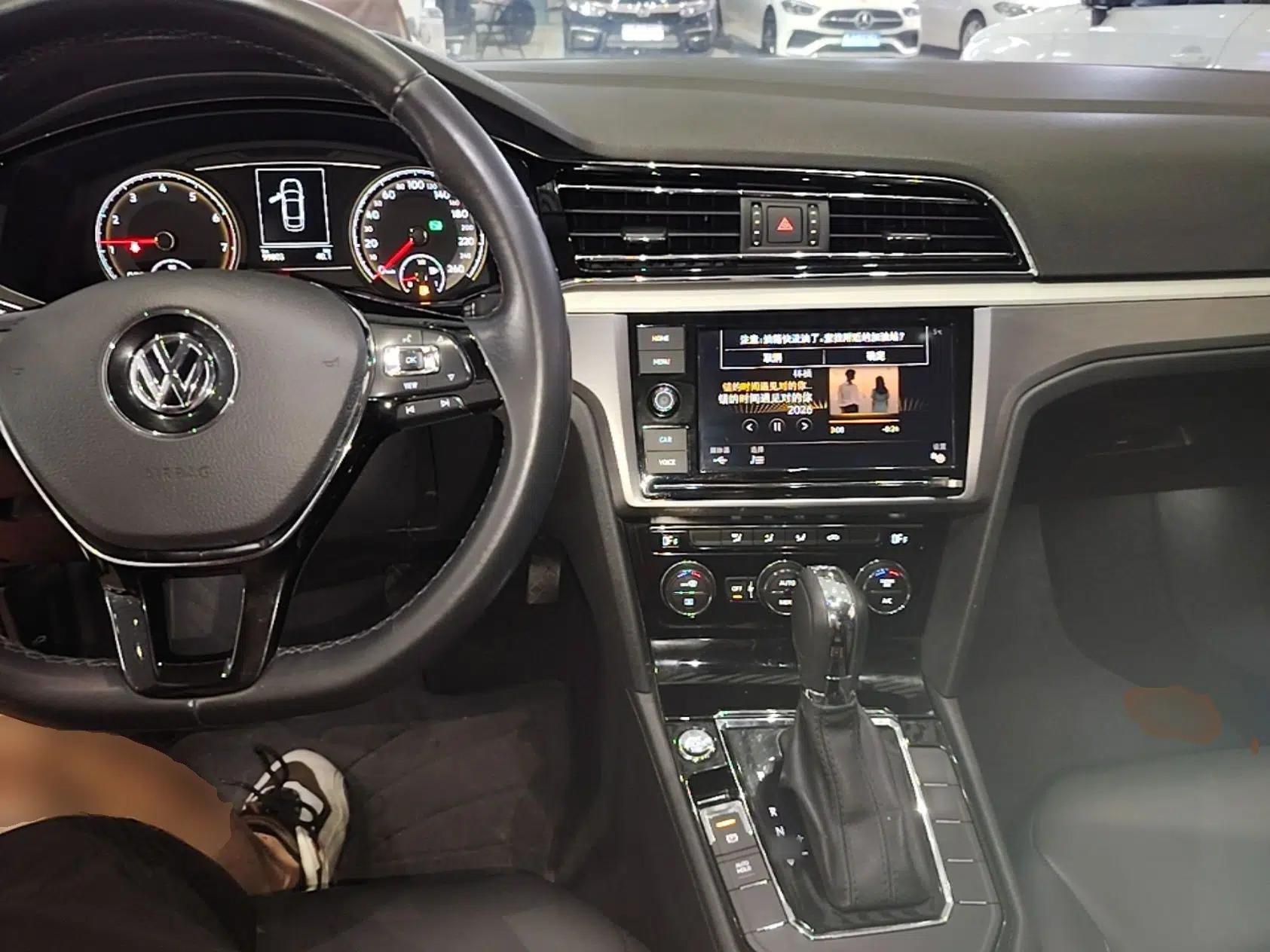 Volkswagen Lamando 2019 280TSI DSG Comfort Edition China VI standard — миниатюра 12