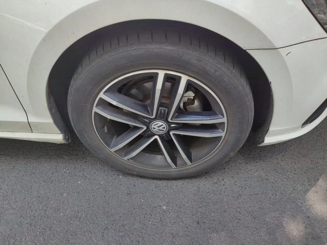 Volkswagen Lamando 2019 280TSI DSG Comfort Edition China VI standard — миниатюра 8