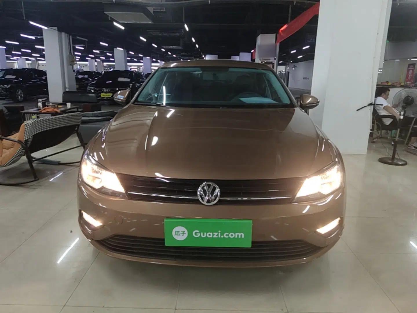 Volkswagen Lamando 2017 230TSI DSG Fashion Edition — миниатюра 2