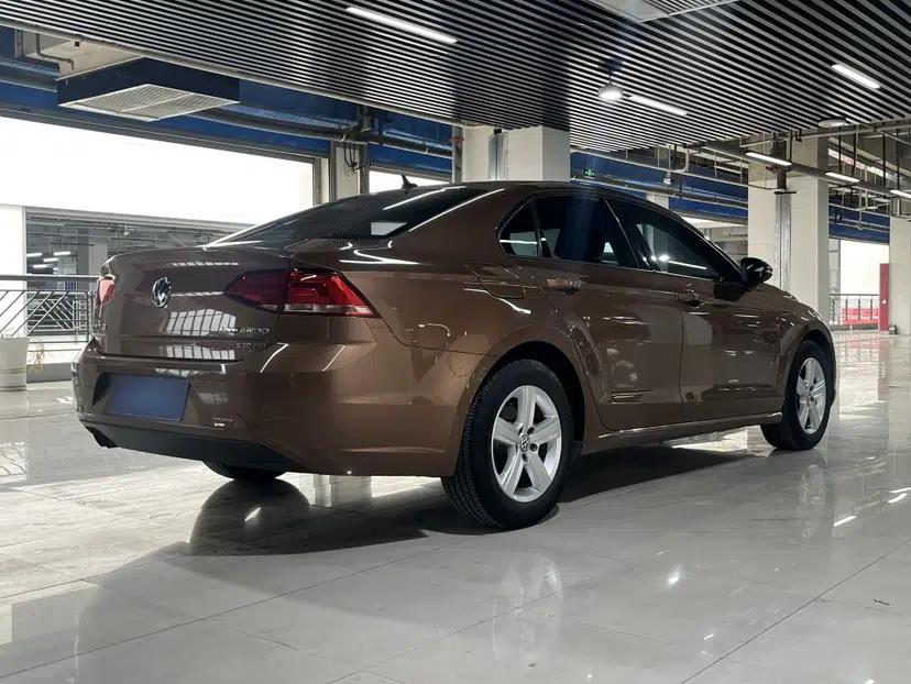 Volkswagen Lamando 2017 230TSI DSG Fashion Edition — миниатюра 12