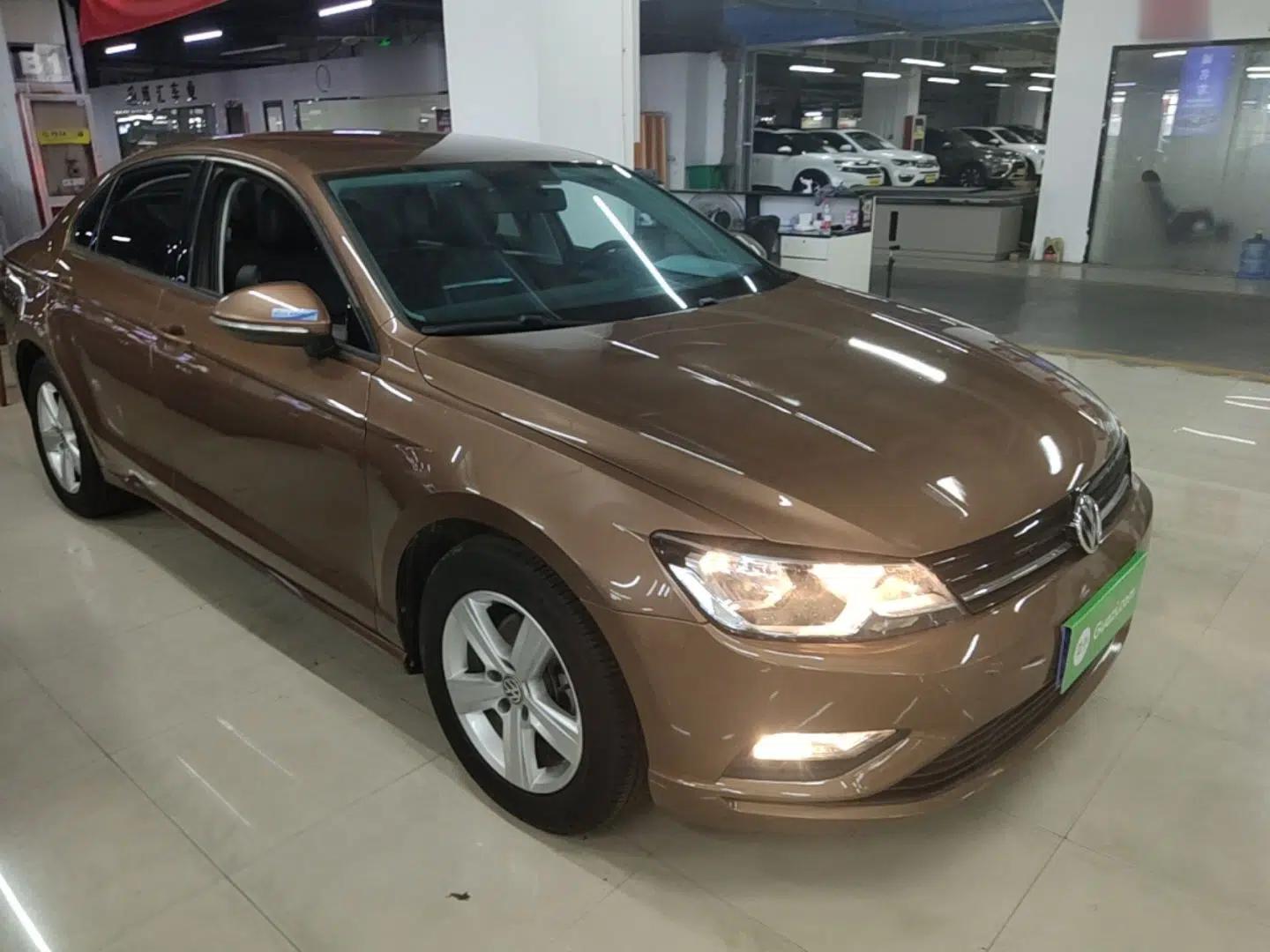 Volkswagen Lamando 2017 230TSI DSG Fashion Edition — миниатюра 3