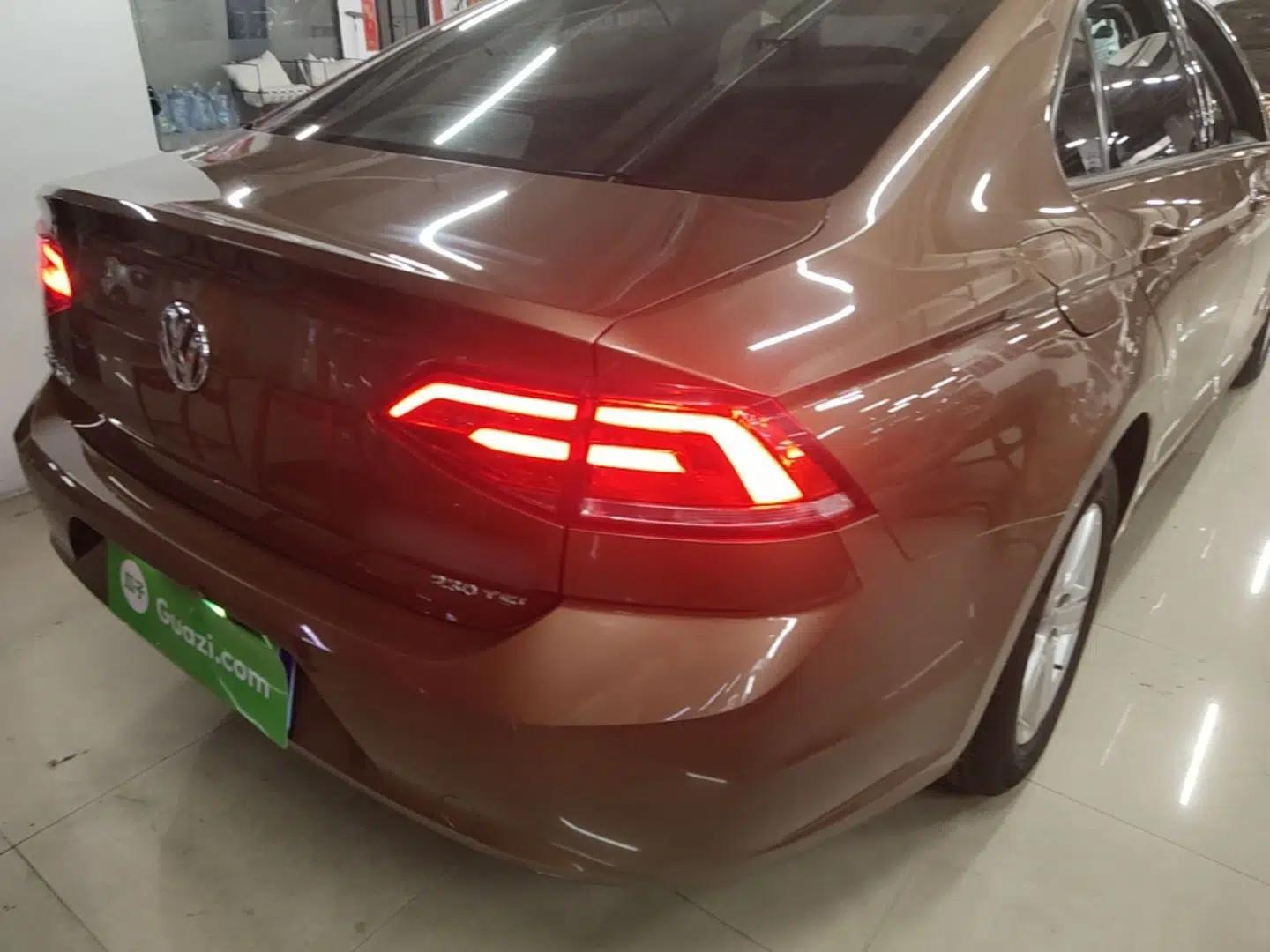 Volkswagen Lamando 2017 230TSI DSG Fashion Edition — миниатюра 9