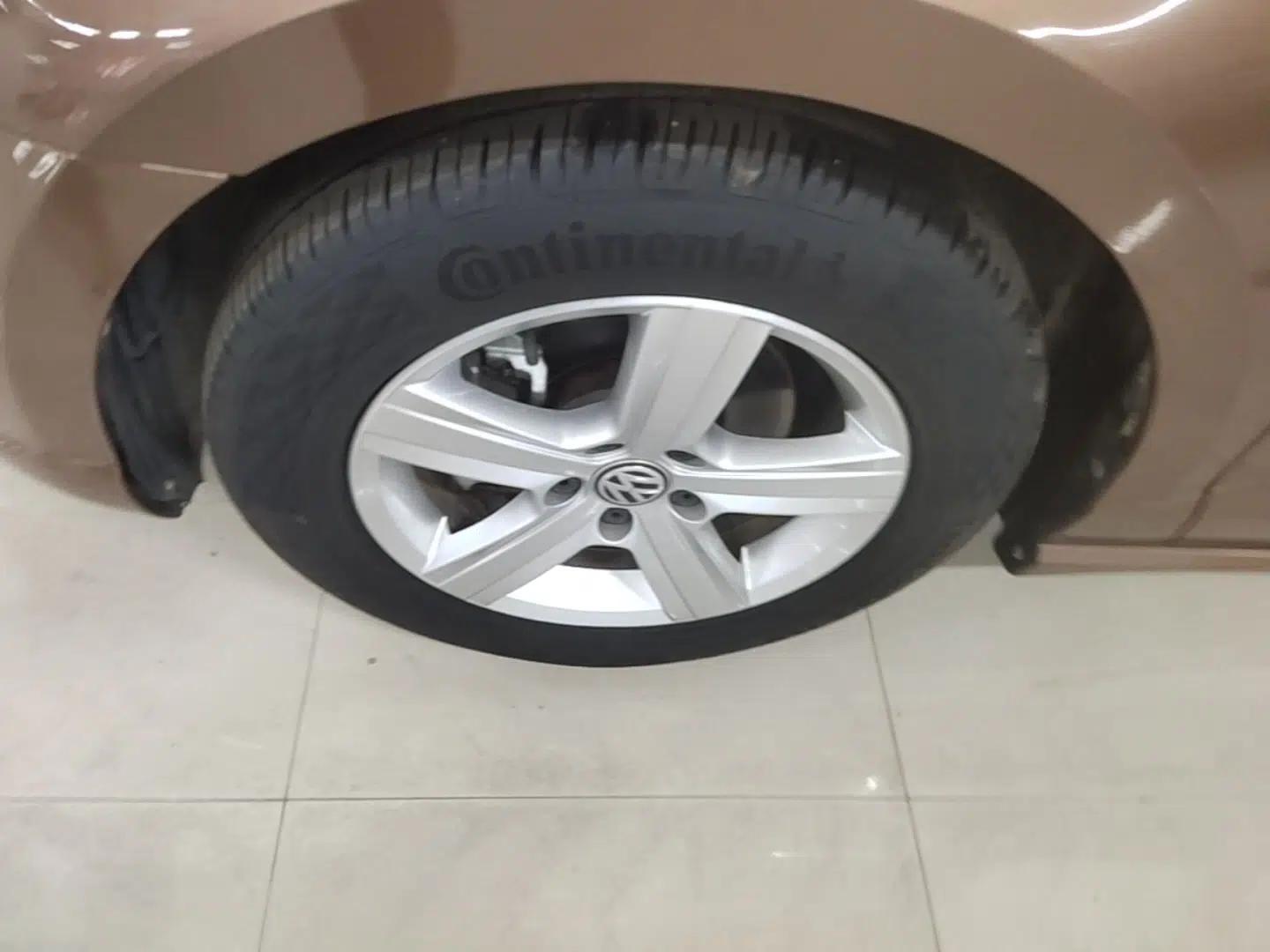 Volkswagen Lamando 2017 230TSI DSG Fashion Edition — миниатюра 10