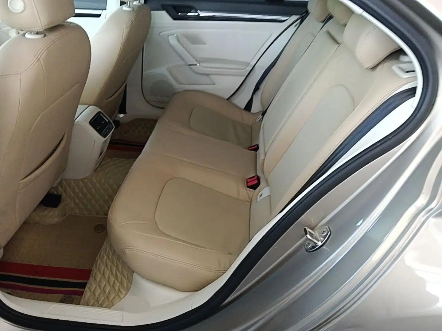 Volkswagen Lamando 2015 280TSI DSG Luxury Edition — миниатюра 20
