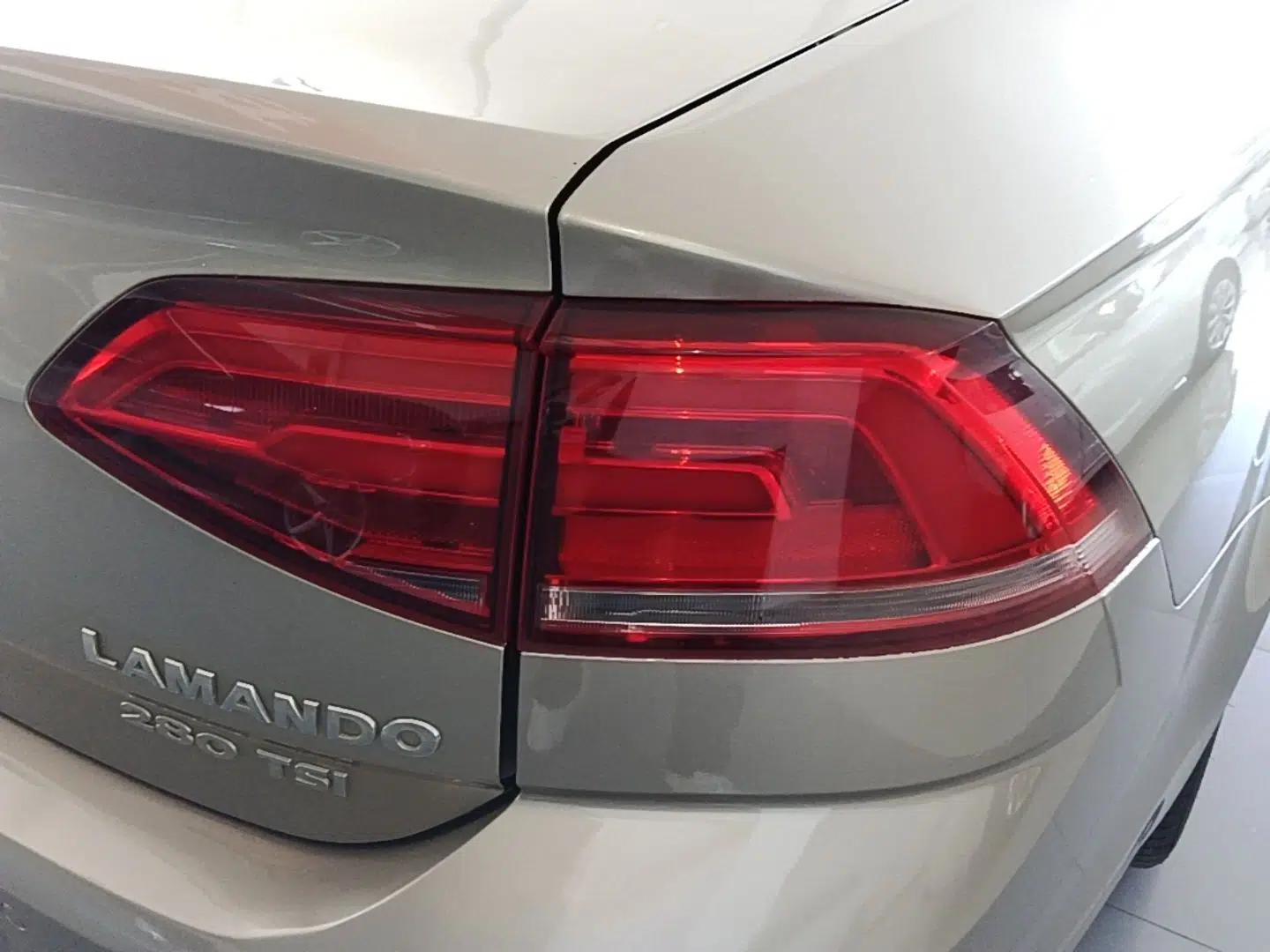 Volkswagen Lamando 2015 280TSI DSG Luxury Edition — миниатюра 9