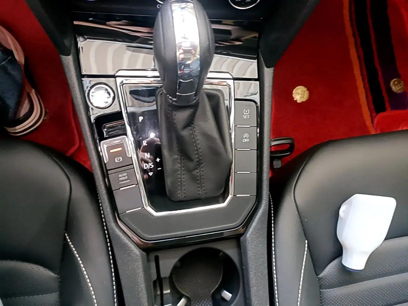 Volkswagen Lamando 2021 Facelift 280TSI DSG Comfort Edition (Manual Air Conditioning) — миниатюра 21