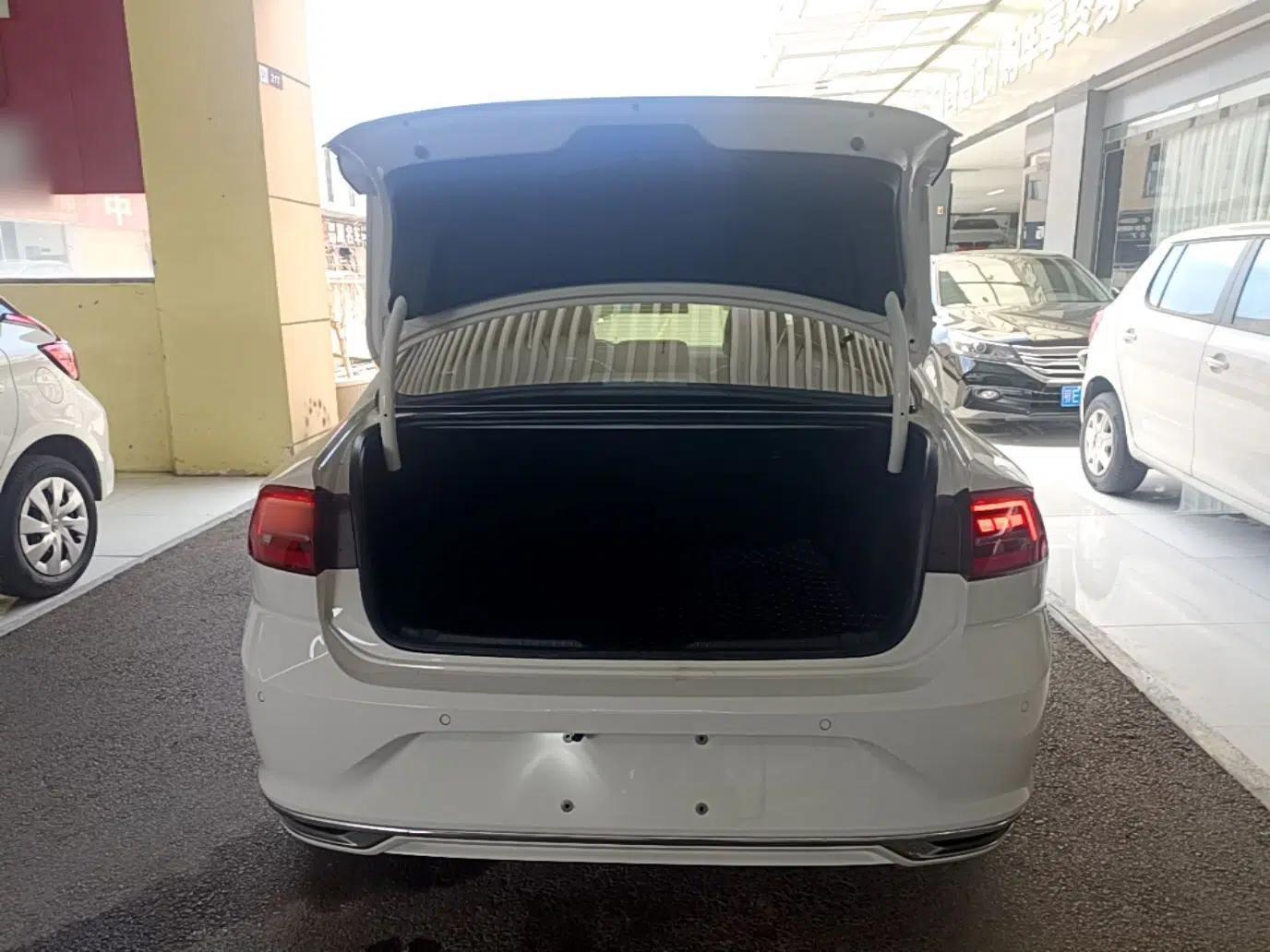 Volkswagen Lamando 2021 Facelift 280TSI DSG Comfort Edition (Manual Air Conditioning) — миниатюра 27