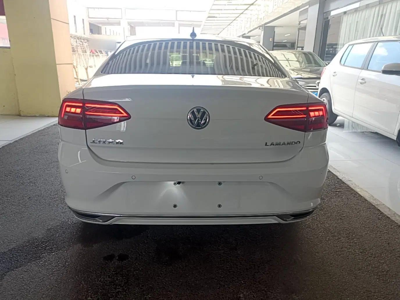 Volkswagen Lamando 2021 Facelift 280TSI DSG Comfort Edition (Manual Air Conditioning) — миниатюра 5