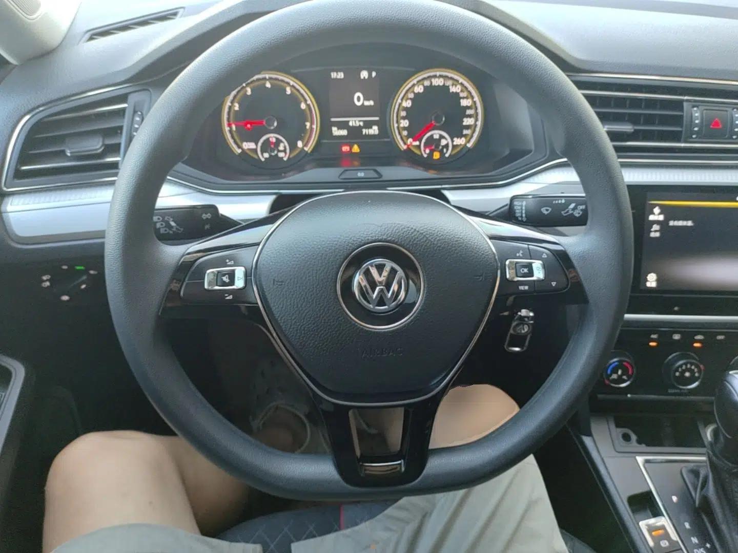 Volkswagen Lamando 2021 230TSI DSG Fashion Edition — миниатюра 18