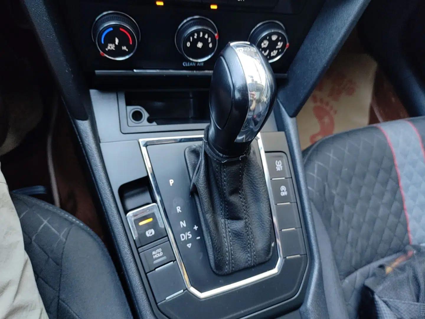 Volkswagen Lamando 2021 230TSI DSG Fashion Edition — миниатюра 21