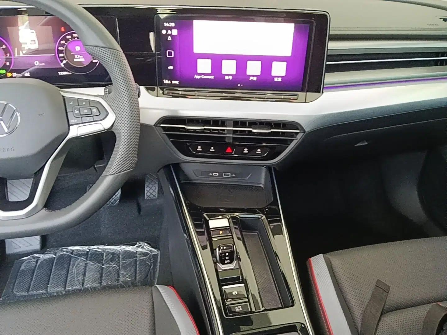 Volkswagen Lamando 2024 Lavida L 280TSI DSG Cool & Spicy Edition — миниатюра 15