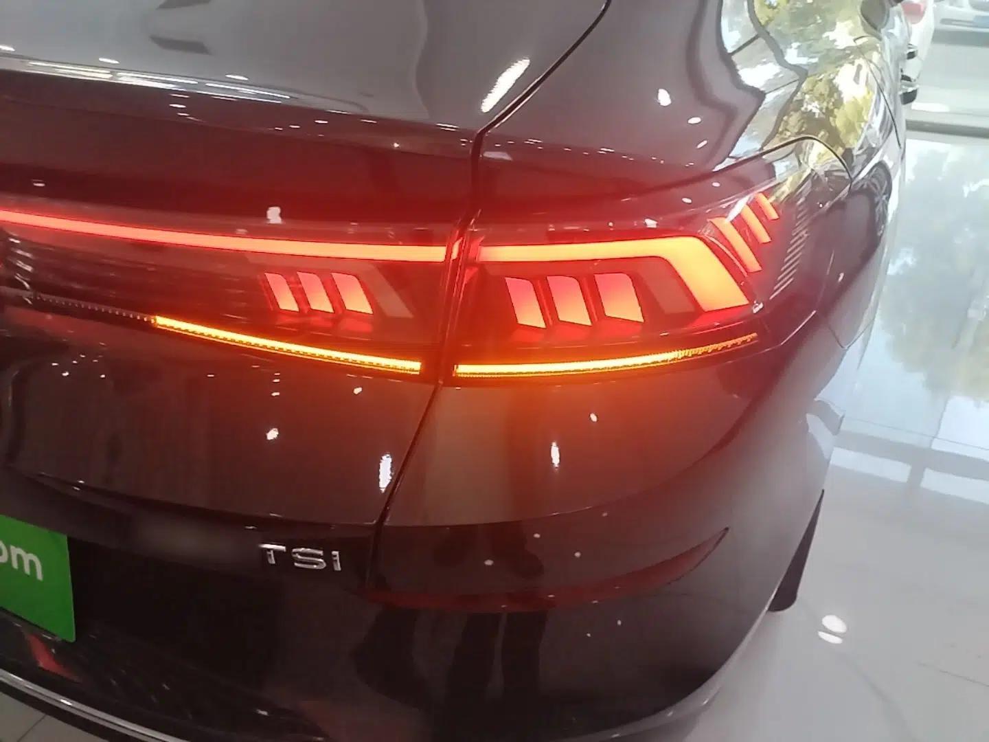 Volkswagen Lamando 2023 Lavida L 280TSI DSG Cool & Spicy Edition — миниатюра 14