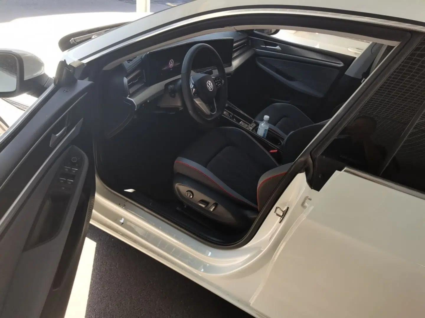Volkswagen Lamando 2024 Lavida L 280TSI DSG Cool & Spicy Edition — миниатюра 17
