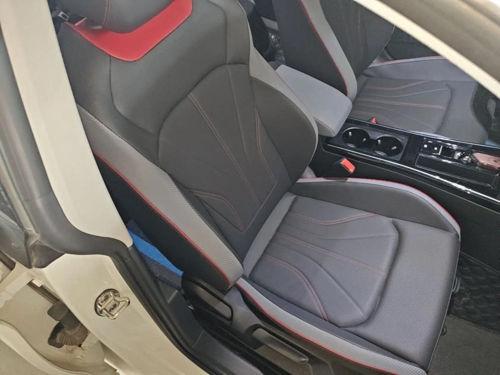Volkswagen Lamando 2025 Lavida L 280TSI DSG Cool & Spicy Edition — миниатюра 19