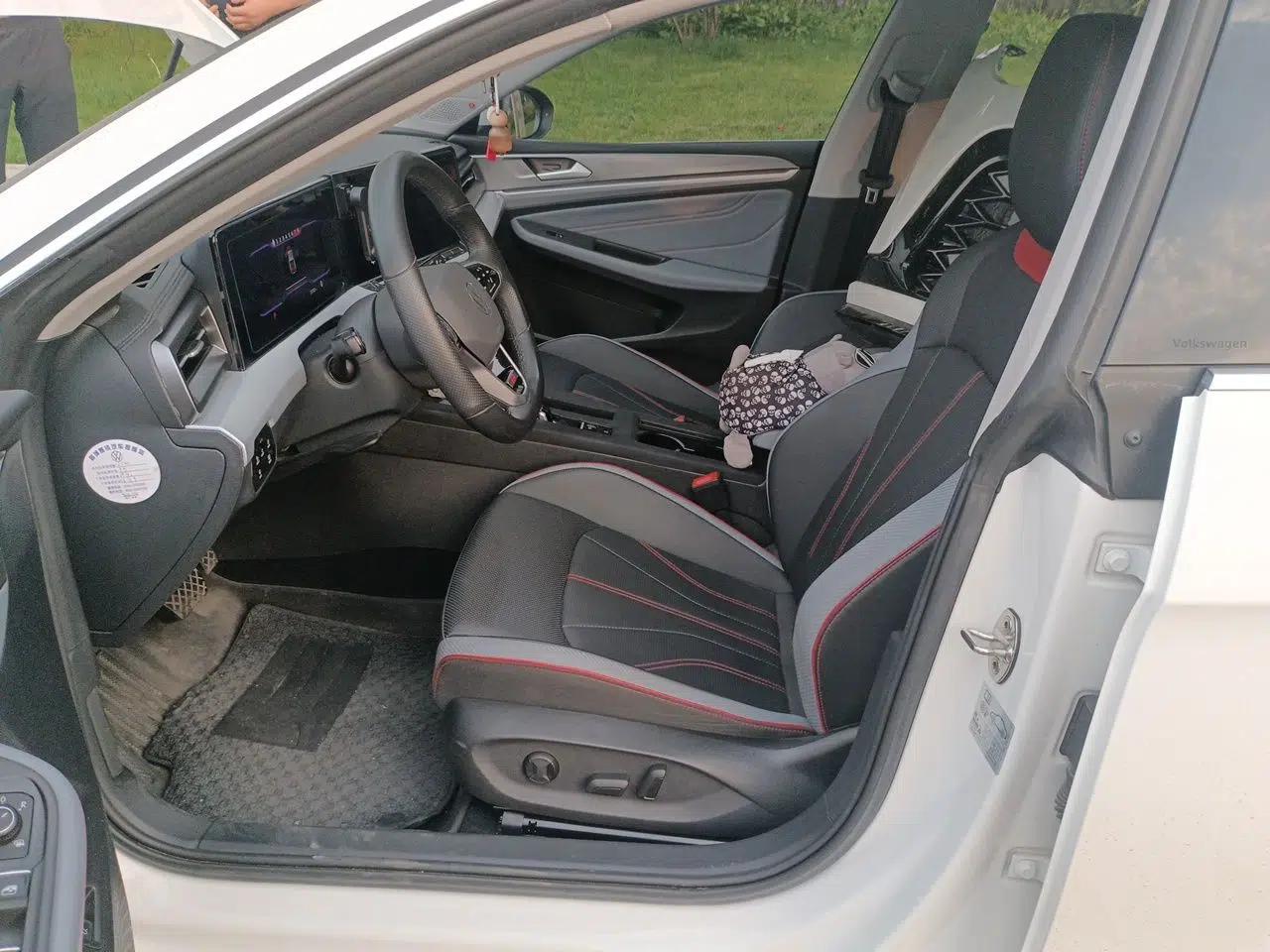 Volkswagen Lamando 2022 Lavida L 280TSI DSG Cool & Spicy Edition — миниатюра 12