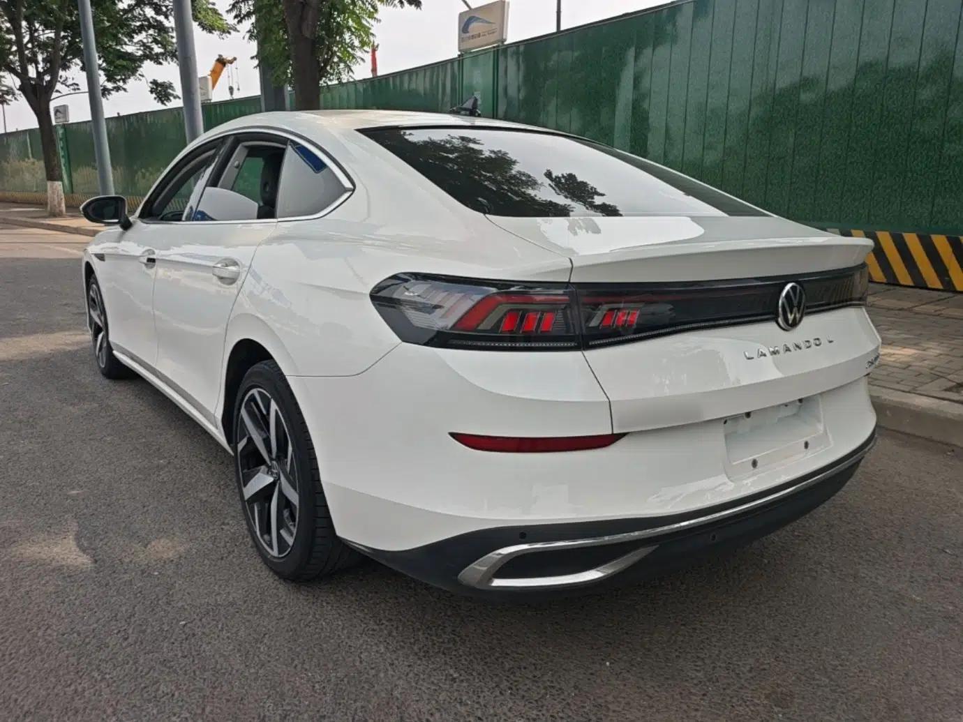 Volkswagen Lamando 2022 Lavida L 280TSI DSG Cool & Spicy Edition — миниатюра 4