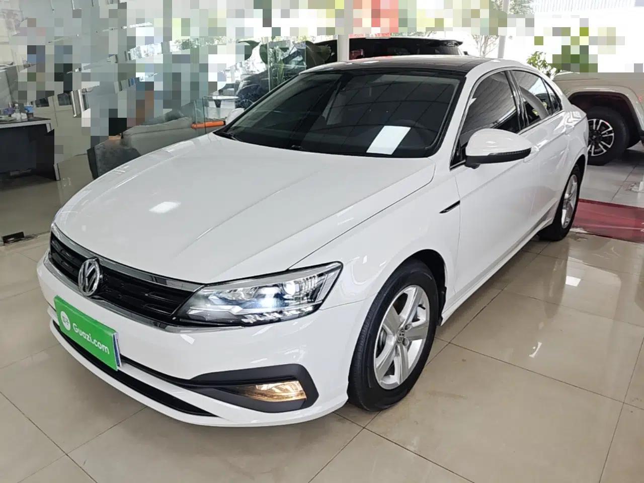 Volkswagen Lamando 2021 230TSI DSG Fashion Edition — миниатюра 1