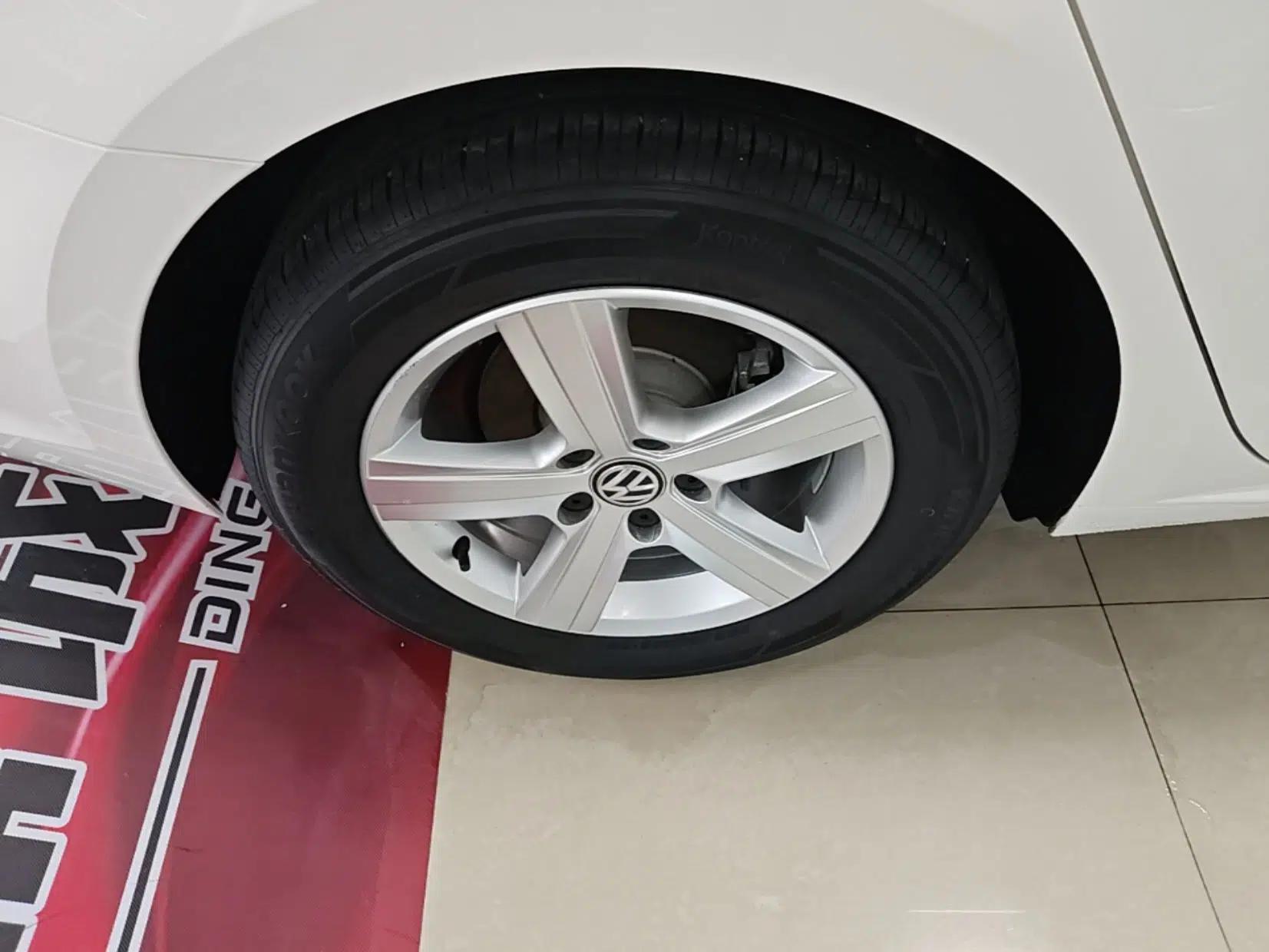 Volkswagen Lamando 2021 230TSI DSG Fashion Edition — миниатюра 11