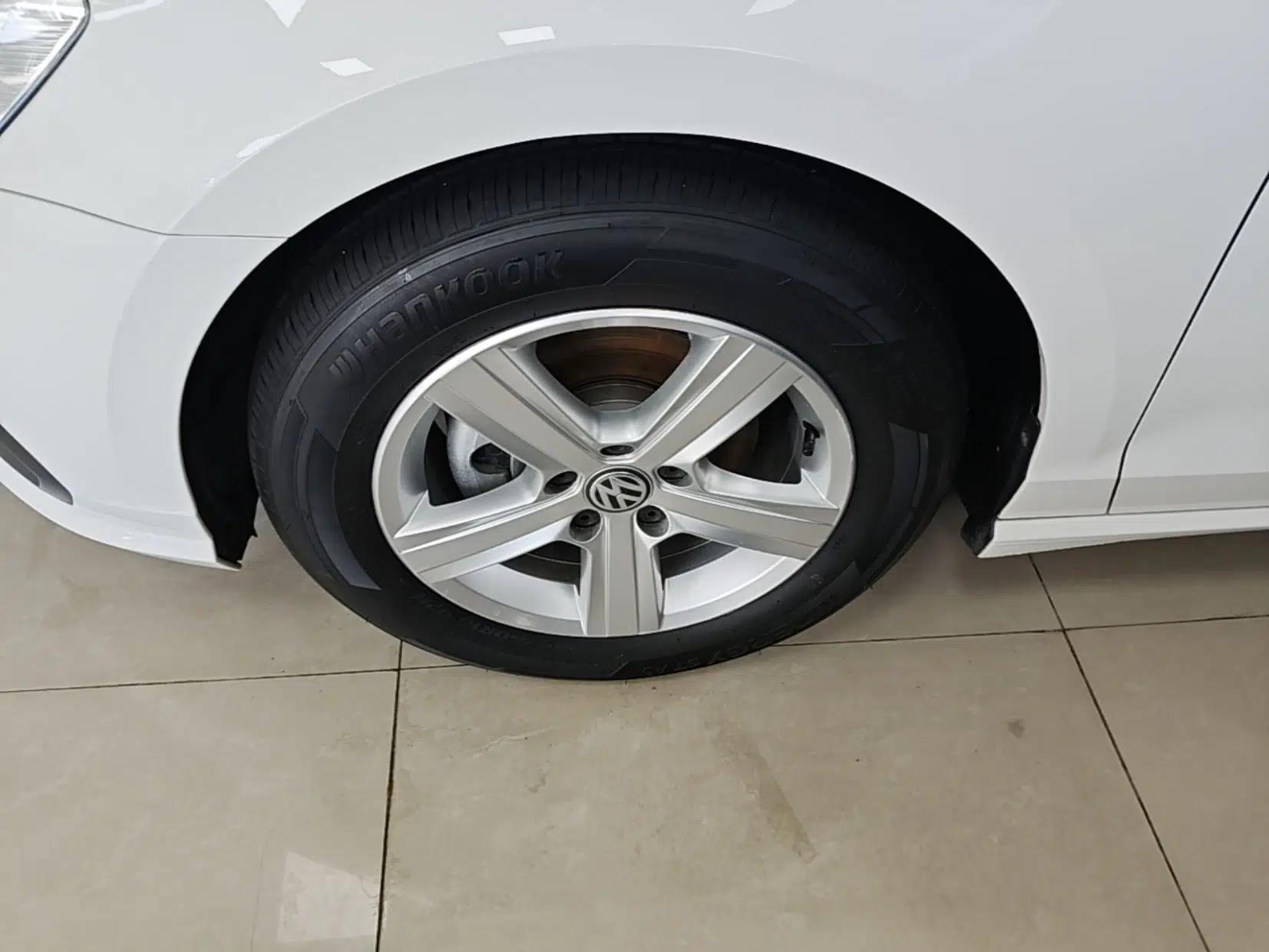 Volkswagen Lamando 2021 230TSI DSG Fashion Edition — миниатюра 10