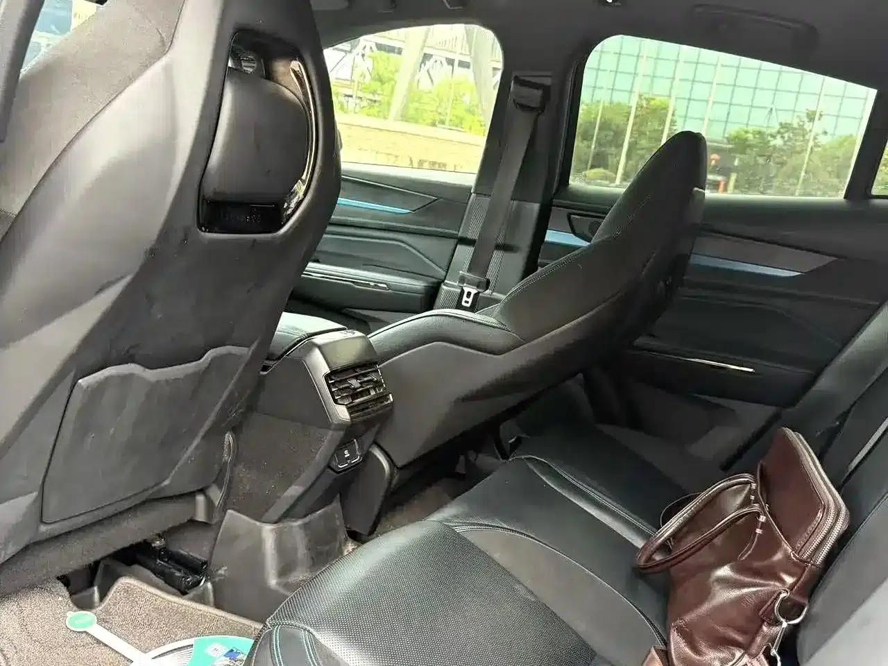 Lynk & Co 05 EM-P 2021 1.5TD PHEV HALO — миниатюра 5