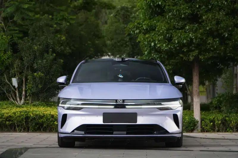 ZEEKR 007GT 2025 Rear-Wheel Drive Intelligent Driving Edition 75kWh — миниатюра 2