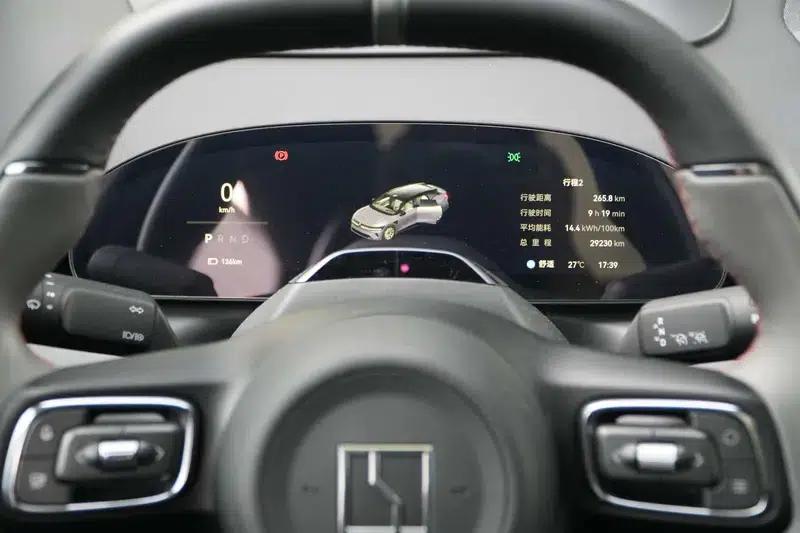 ZEEKR 007GT 2025 Rear-Wheel Drive Intelligent Driving Edition 75kWh — миниатюра 11