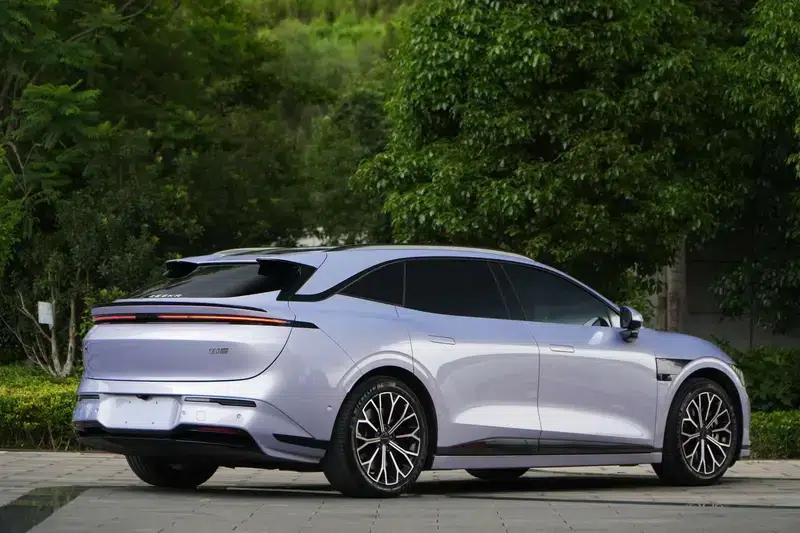 ZEEKR 007GT 2025 Rear-Wheel Drive Intelligent Driving Edition 75kWh — миниатюра 4