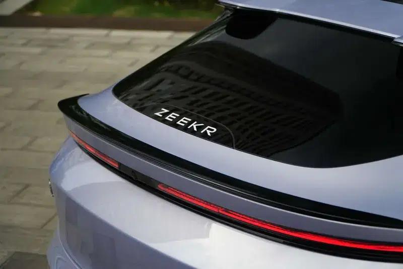 ZEEKR 007GT 2025 Rear-Wheel Drive Intelligent Driving Edition 75kWh — миниатюра 6