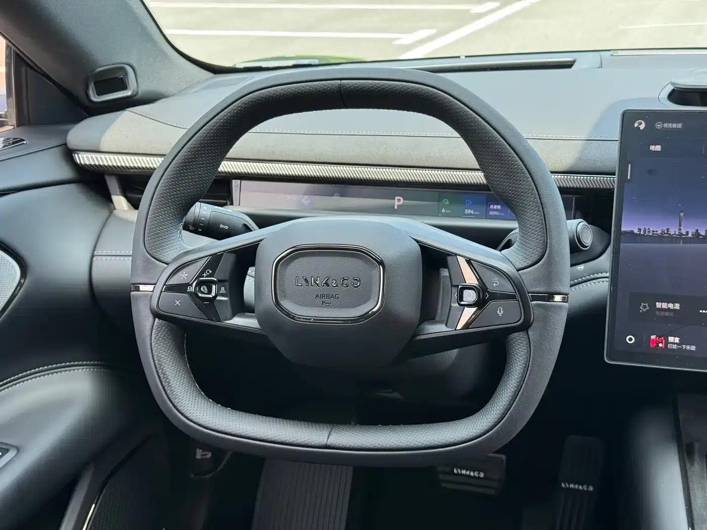 Lynk & Co 10 2025 240 AWD Ultra H5 — миниатюра 10