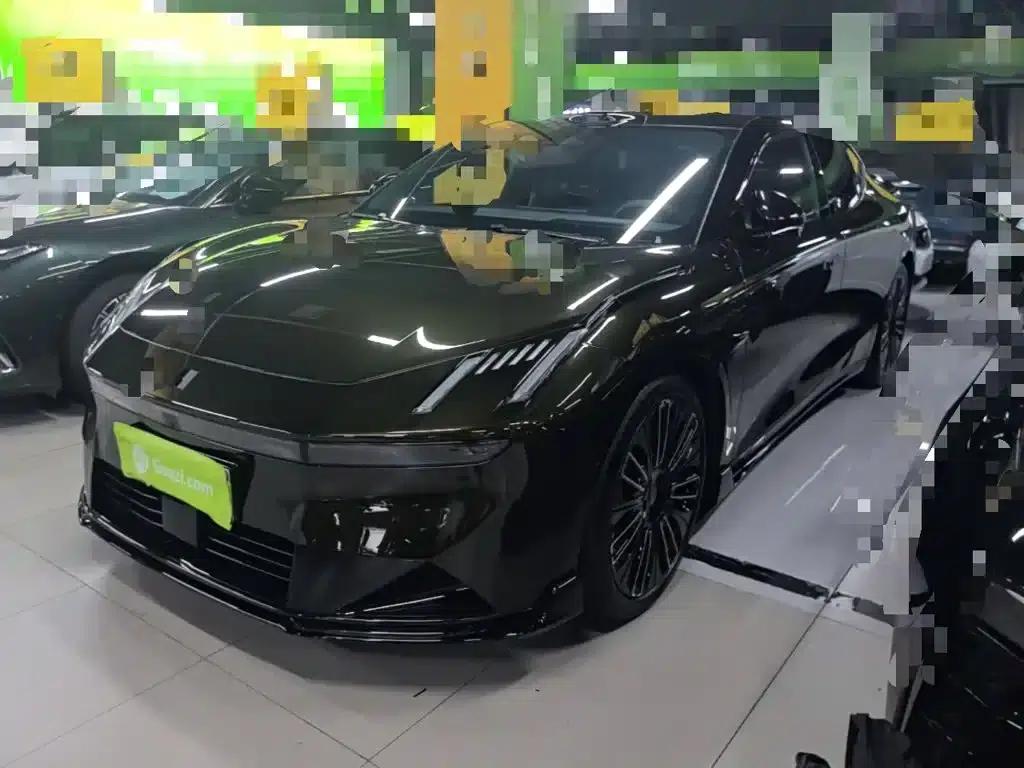 Lynk & Co 10 2025 240 AWD Ultra Sport Edition — миниатюра 1
