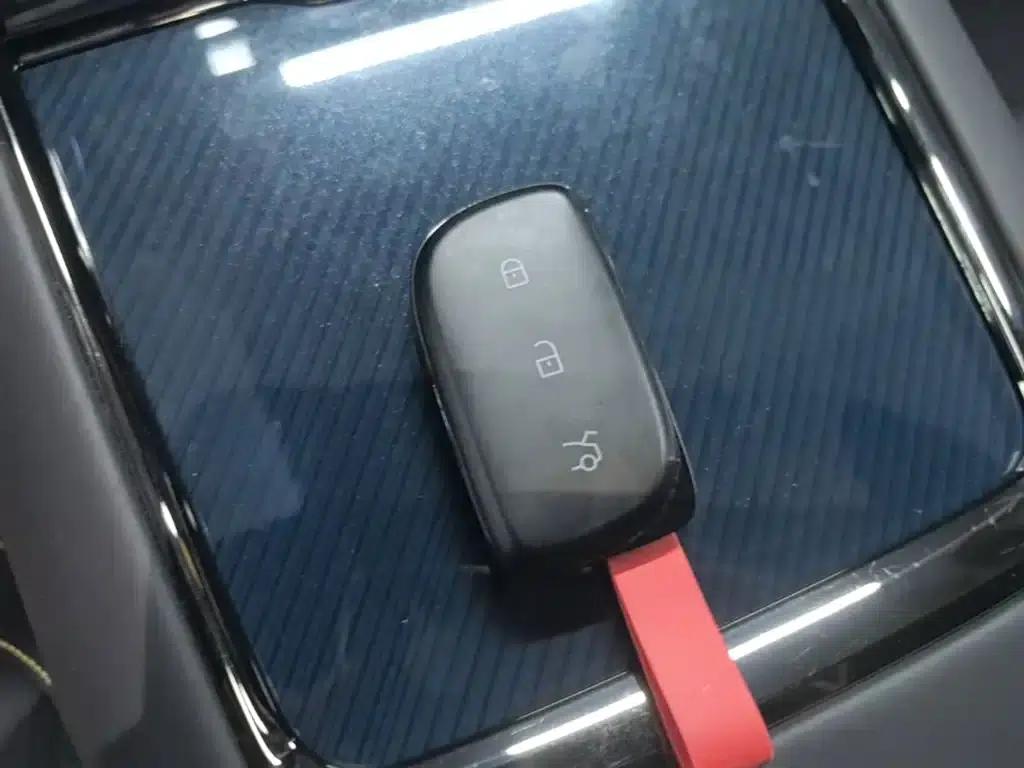 Lynk & Co 10 2025 240 AWD Ultra Sport Edition — миниатюра 9