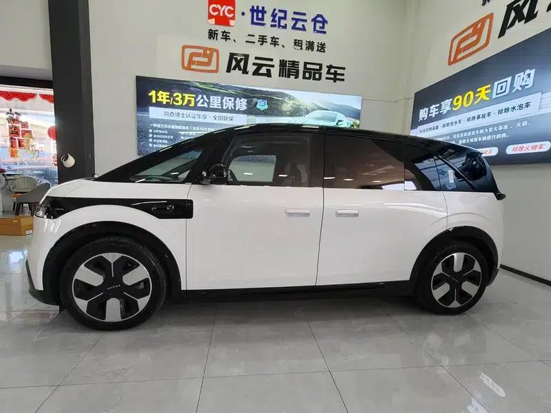 ZEEKR MIX 2025 76kWh Smart Drive Edition — миниатюра 4