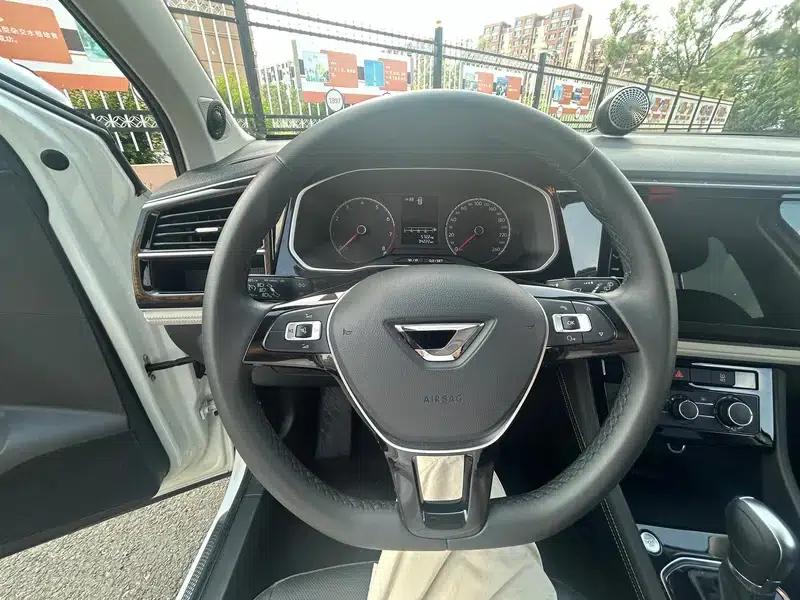 Jetta VS5 2022 280TSI Automatic Enjoy Edition — миниатюра 11