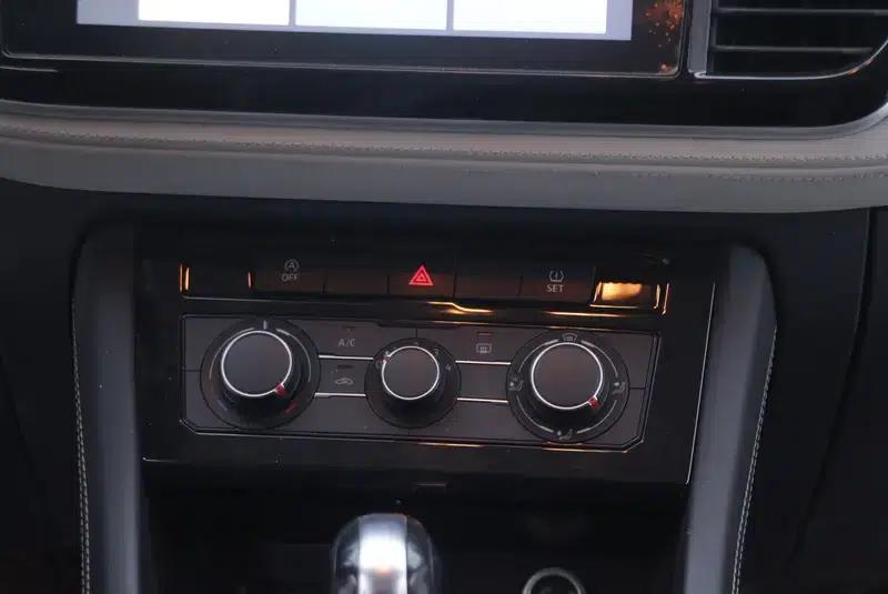 Jetta VS5 2023 280TSI Automatic Entry-Level Edition — миниатюра 5