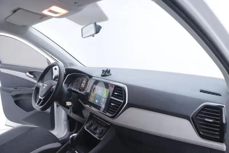 Jetta VS5 2023 280TSI Automatic Entry-Level Edition — миниатюра 6