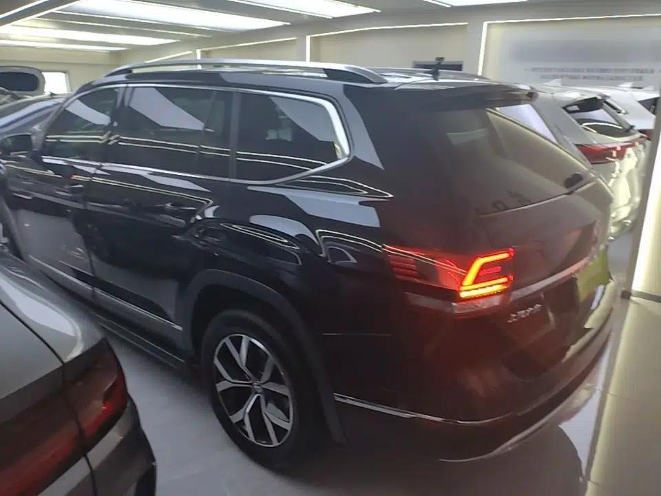 Volkswagen Teramont 2019 330TSI Two-Wheel-Drive Luxury Edition China V Standard — миниатюра 4