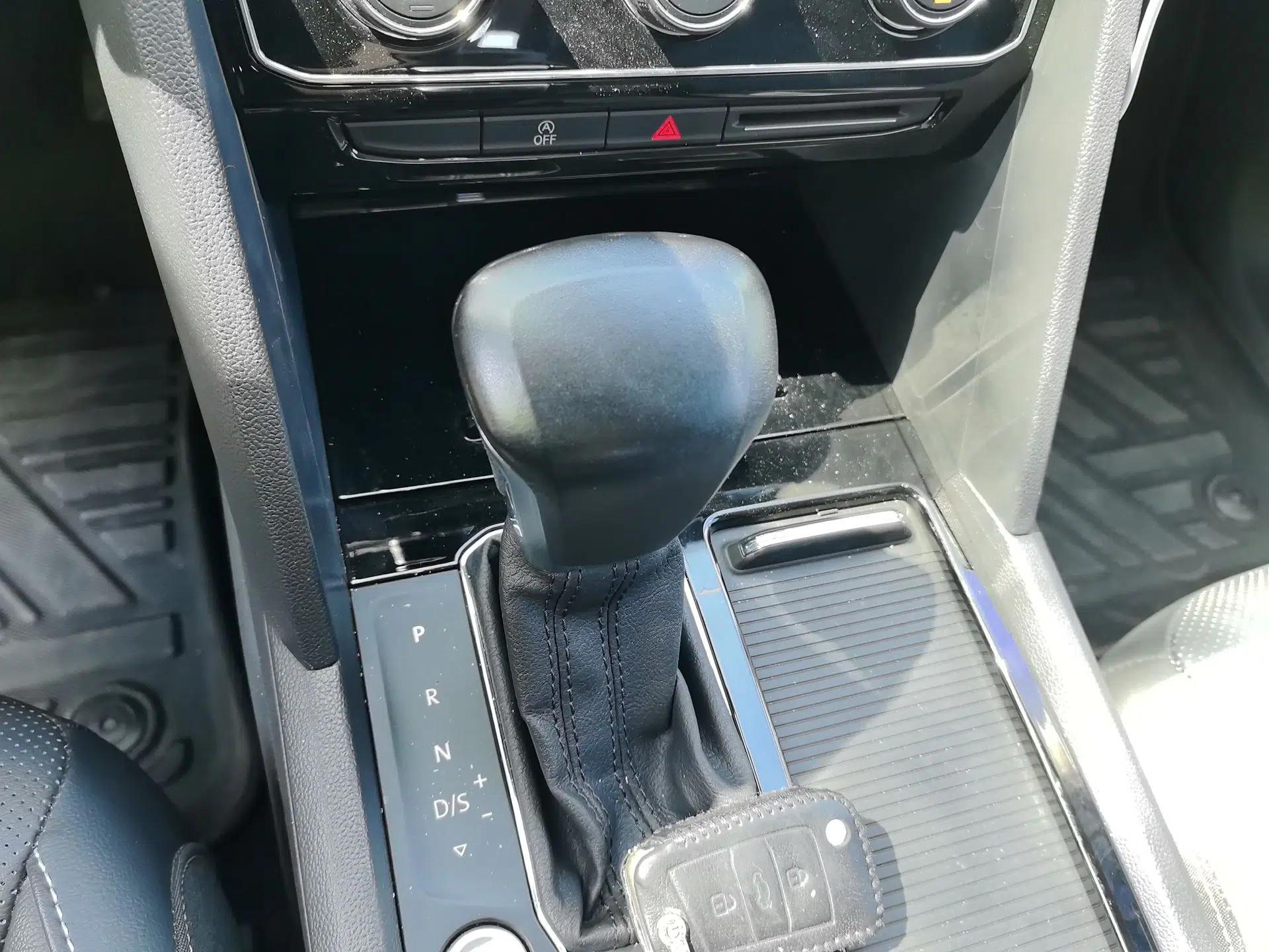 Volkswagen Teramont 2020 380TSI Four-Wheel Drive Luxury Version China VI Standard — миниатюра 14