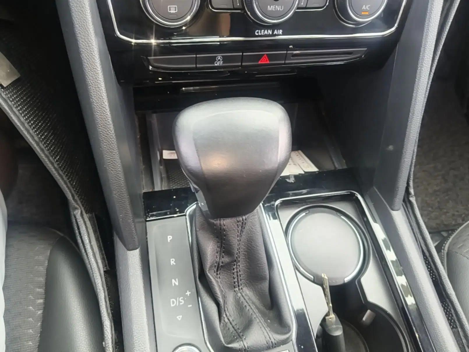 Volkswagen Teramont 2017 380TSI Four-Wheel Drive Comfort Edition — миниатюра 16