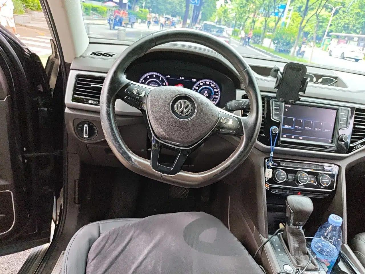 Volkswagen Teramont 2017 530 V6 Four-Wheel Drive Flagship Edition — миниатюра 10