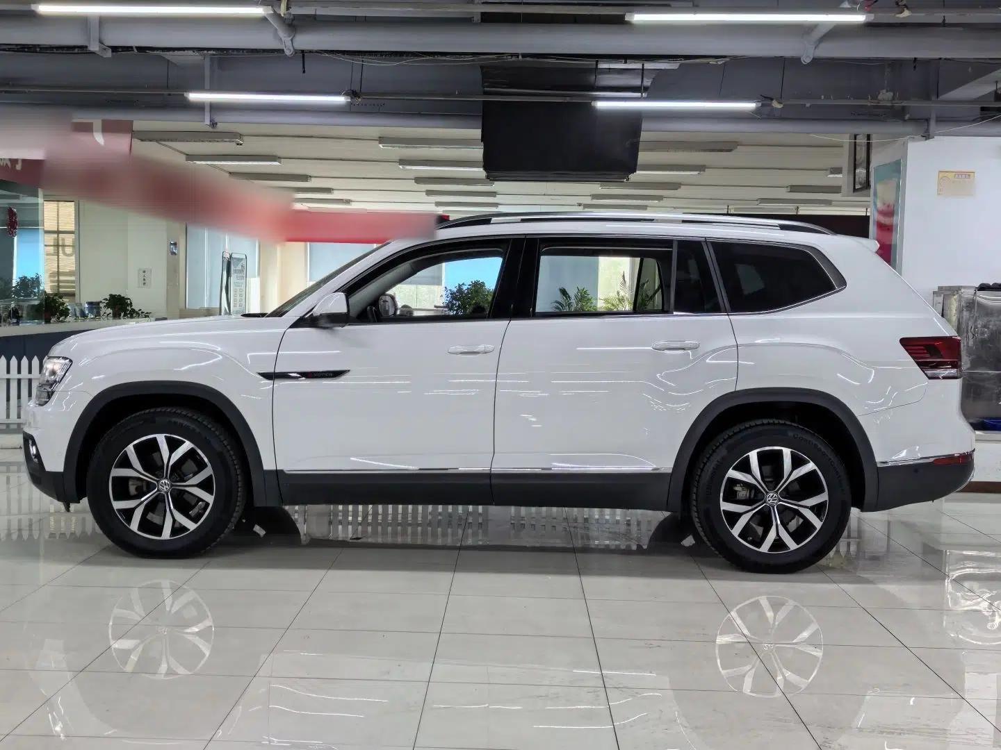Volkswagen Teramont 2017 380TSI Four-Wheel Drive Luxury Edition — миниатюра 11