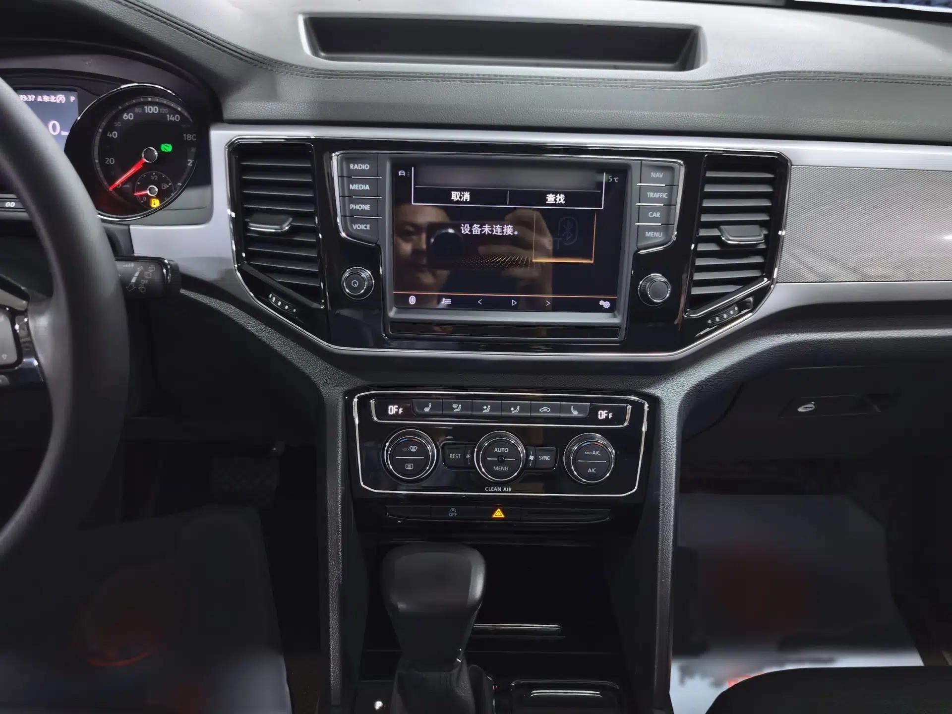 Volkswagen Teramont 2017 380TSI Four-Wheel Drive Luxury Edition — миниатюра 23