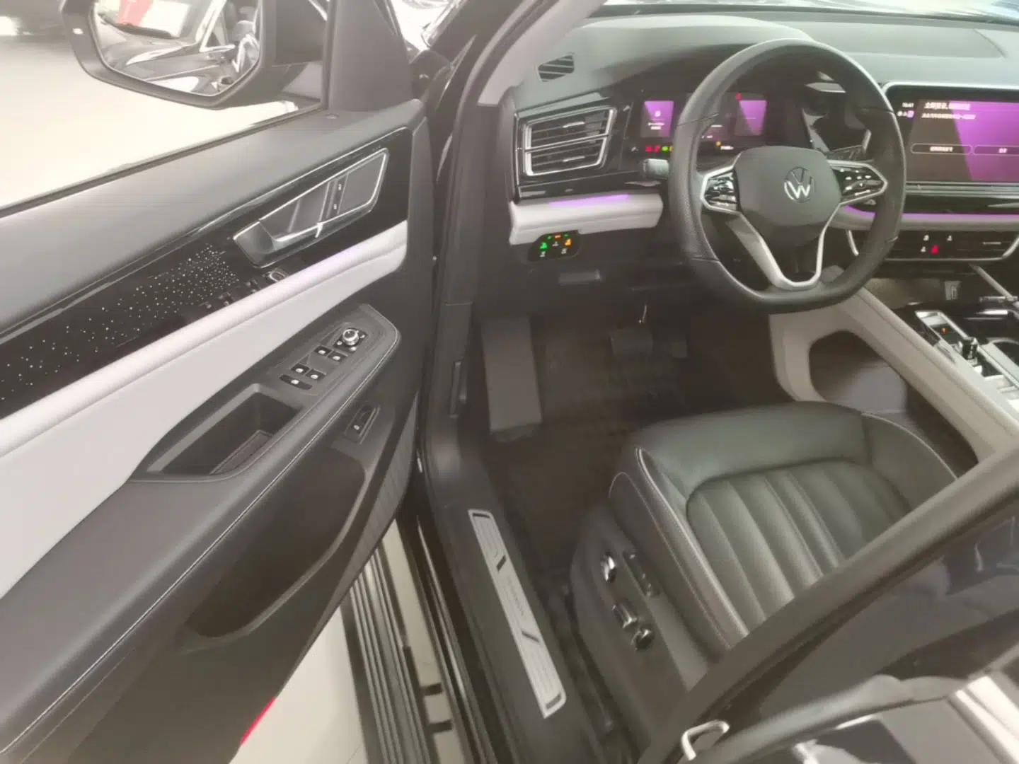 Volkswagen Teramont 2021 380TSI Four-Wheel Drive Prestige Luxury Edition — миниатюра 18