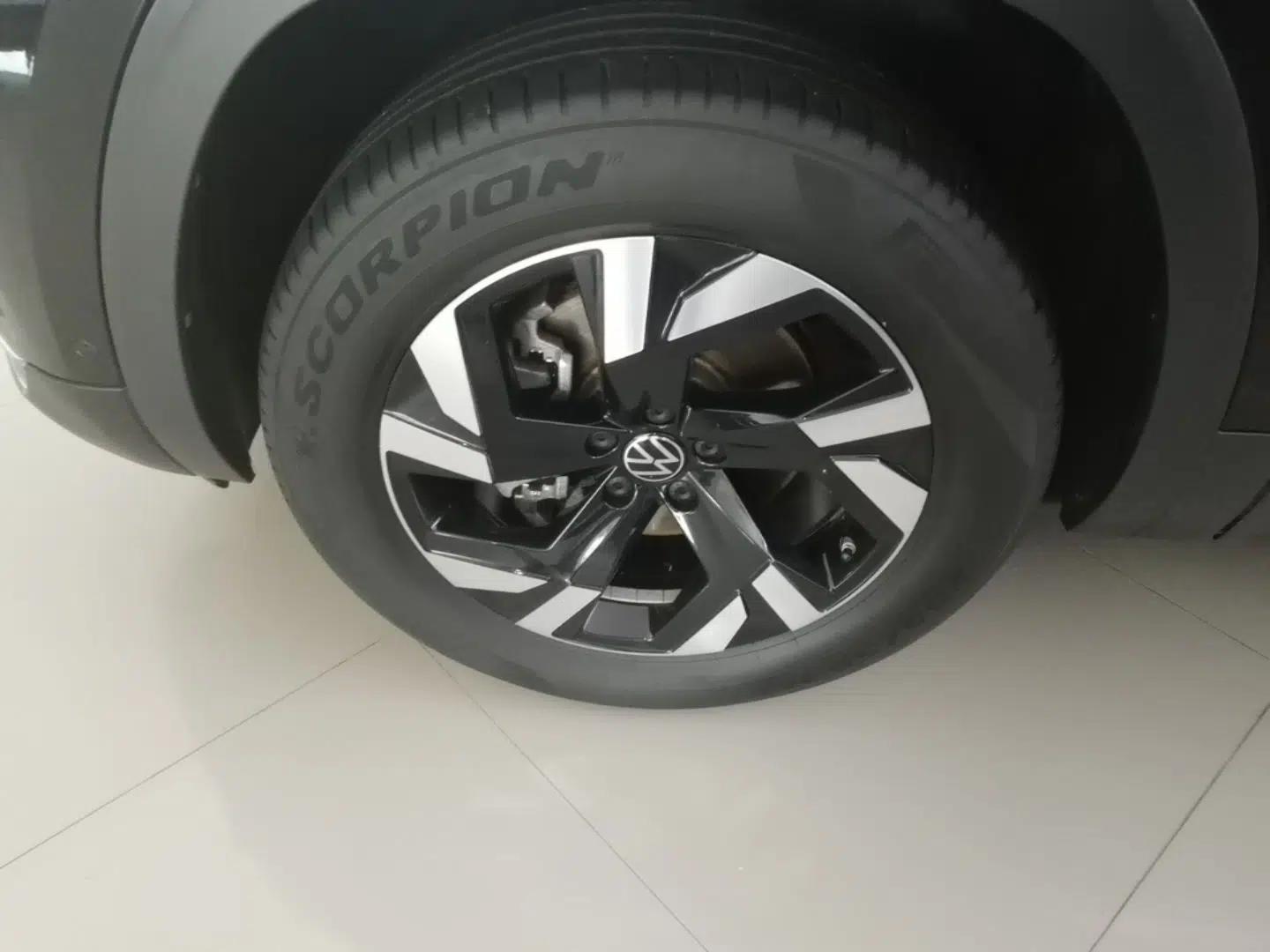 Volkswagen Teramont 2021 380TSI Four-Wheel Drive Prestige Luxury Edition — миниатюра 10