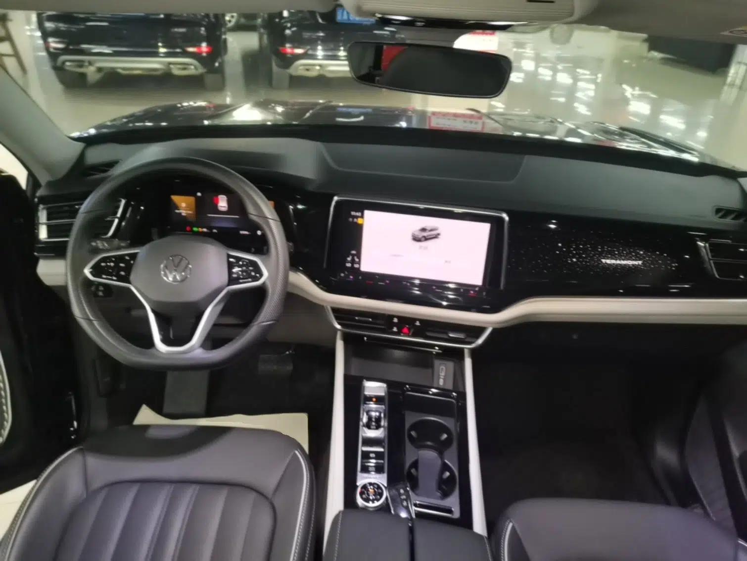 Volkswagen Teramont 2023 380TSI Four-Wheel Drive Luxury Edition — миниатюра 12