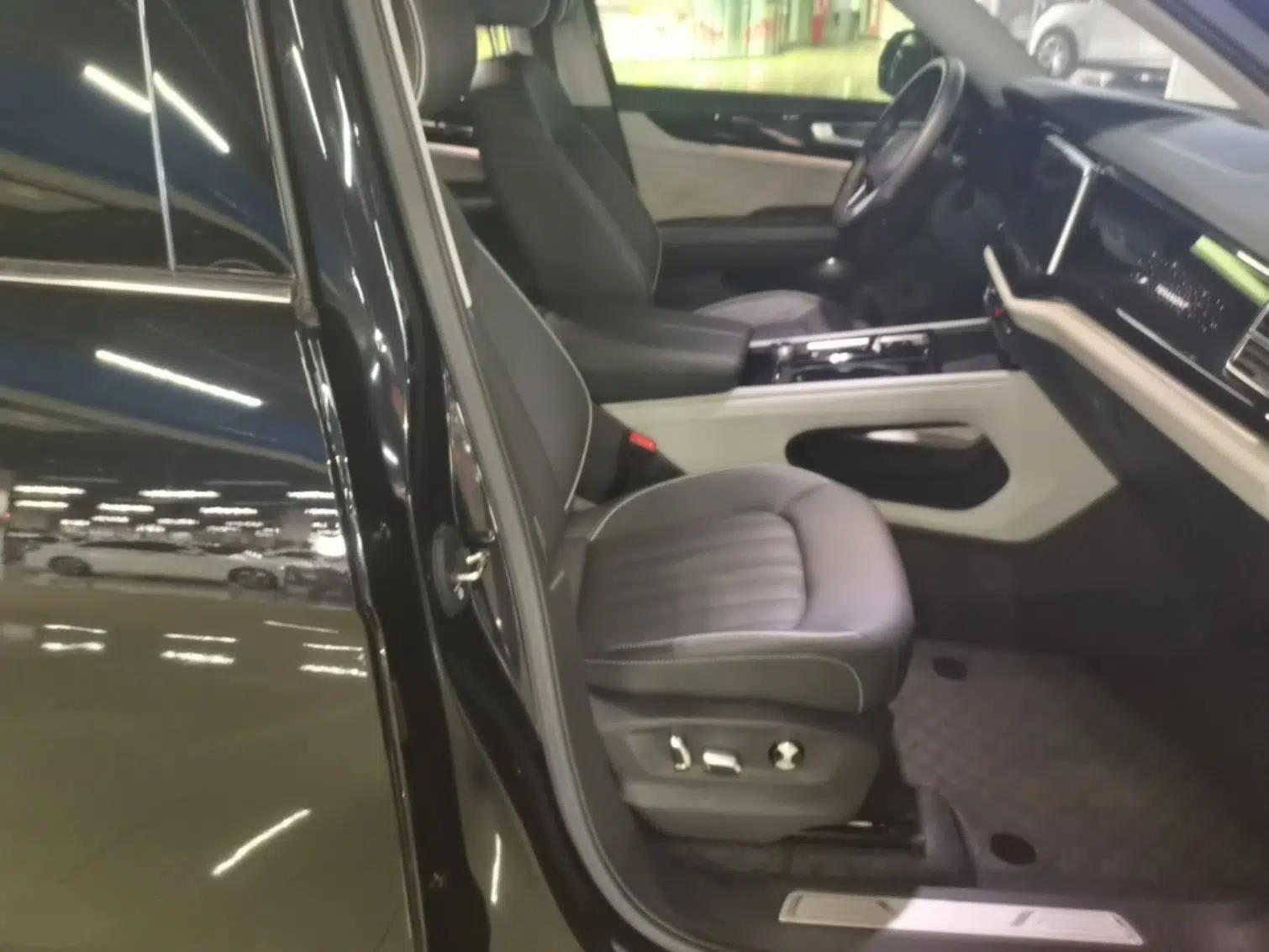 Volkswagen Teramont 2023 380TSI Four-Wheel Drive Luxury Edition — миниатюра 19
