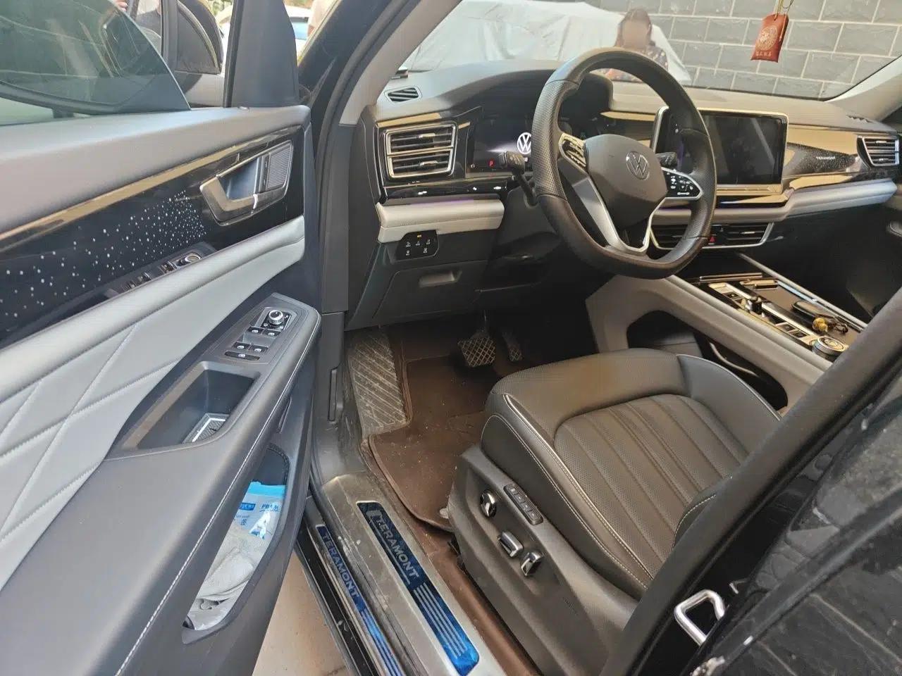 Volkswagen Teramont 2023 380TSI Four-Wheel Drive Luxury Edition — миниатюра 16
