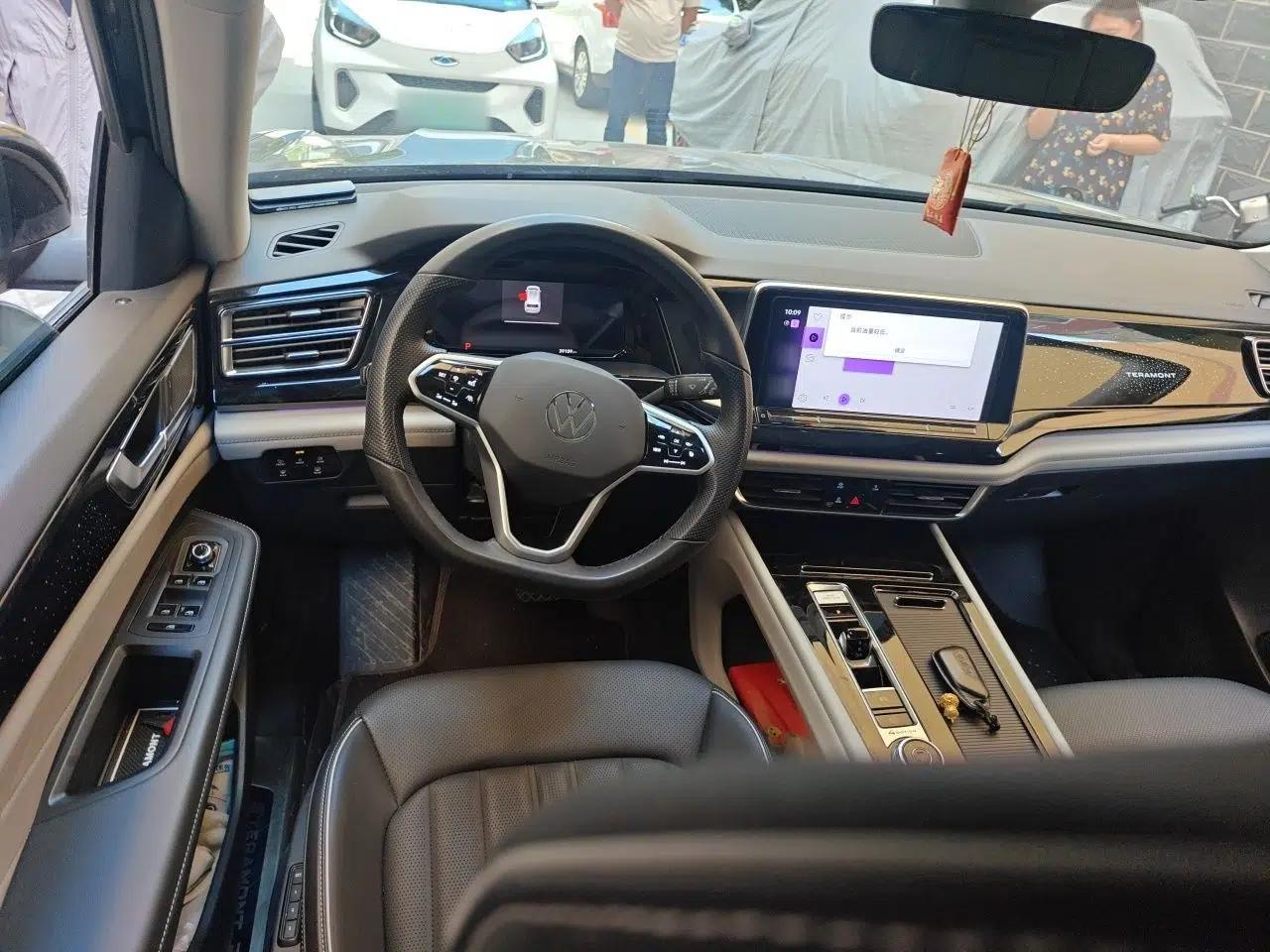 Volkswagen Teramont 2023 380TSI Four-Wheel Drive Luxury Edition — миниатюра 9