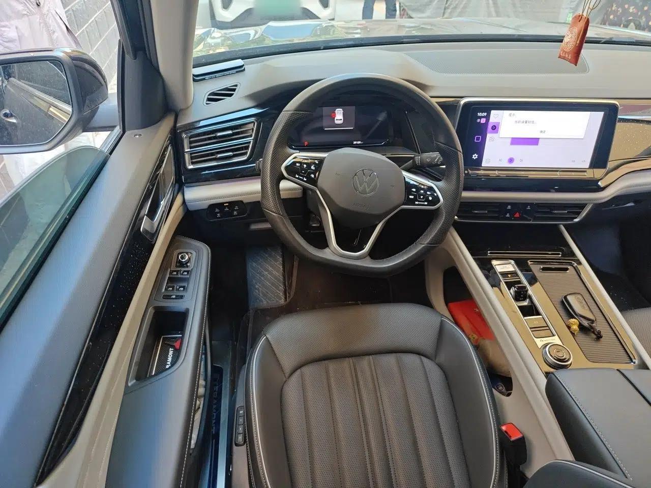 Volkswagen Teramont 2023 380TSI Four-Wheel Drive Luxury Edition — миниатюра 10